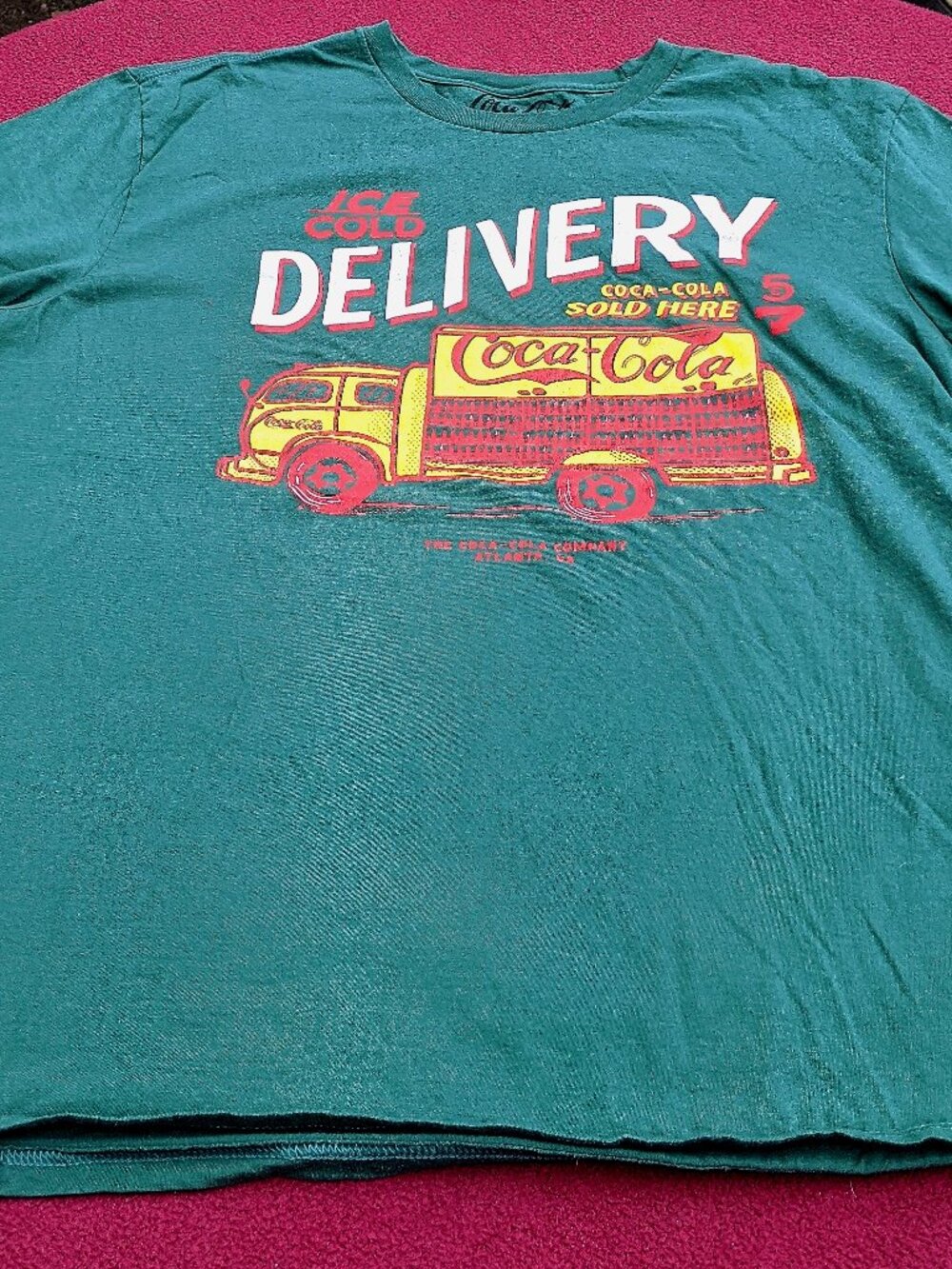 very nice coca cola delivery xl men's  t-shirt coke